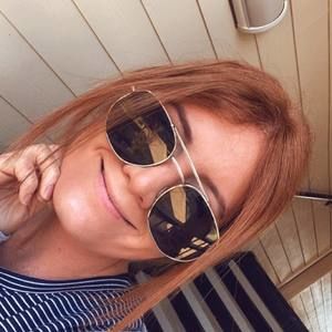 Meet your Posher, Addy